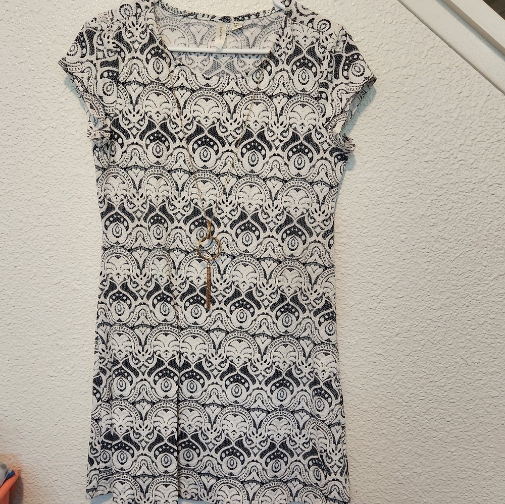 Black and white dress